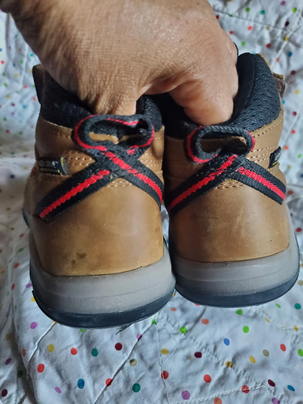 KEEN Kids' Brown Waterproof Hiker Boots Size 11.